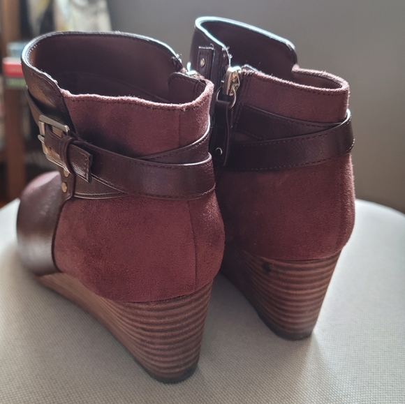 DR SCHOLL'S Double Wedge Bootie, Size 6.5 - Picture 5 of 13